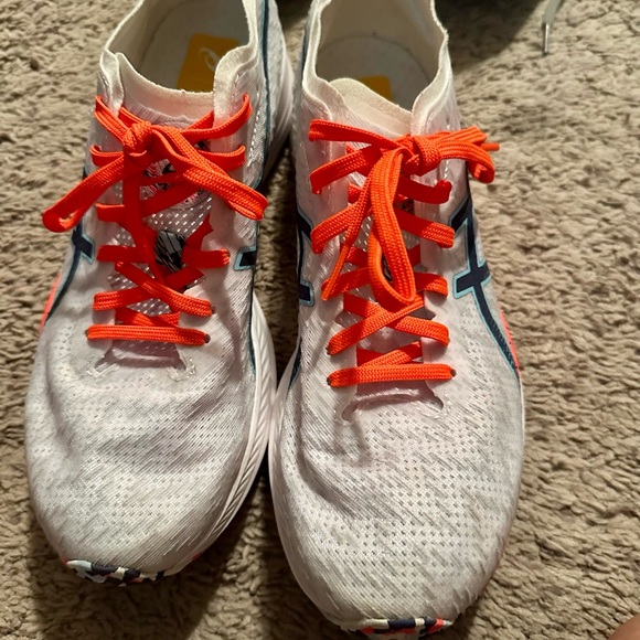 ASICS magic speed - Picture 1 of 5